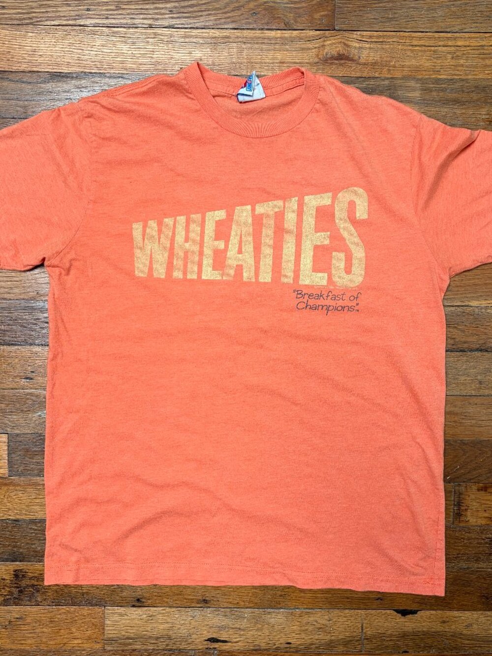 Vintage WHEATIES Men's T-Shirt L Orange 2005